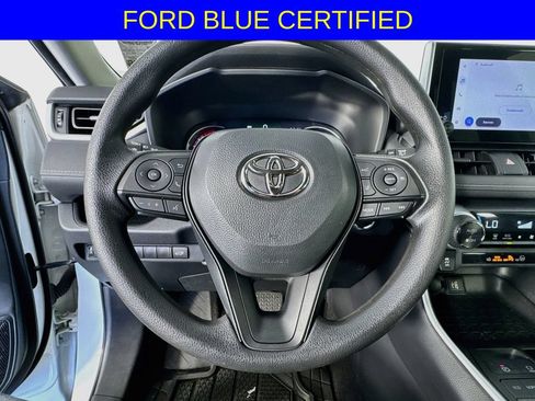Used 2023 Toyota RAV4 XLE w/ Convenience Package FWD image 14