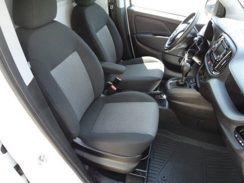 Used 2019 RAM ProMaster City Tradesman SLT image 18