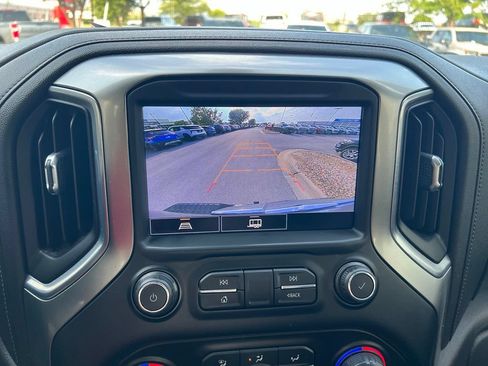 Used 2021 Chevrolet Silverado 1500 LT Trail Boss w/ Convenience Package II AWD/4WD image 34