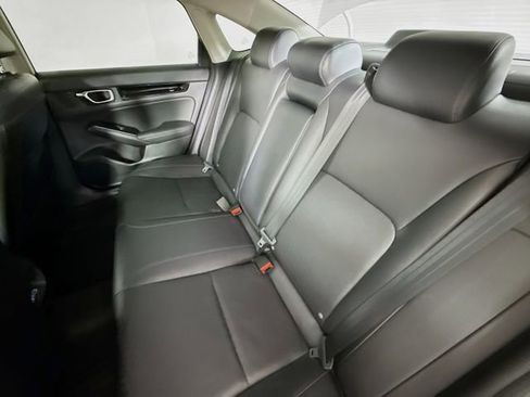 Used 2022 Honda Civic Touring image 29
