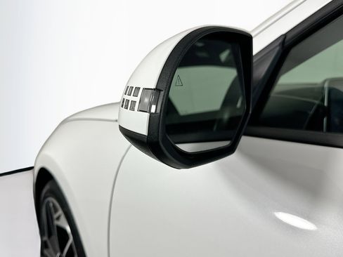 Used 2024 Hyundai Ioniq 6 SEL image 16