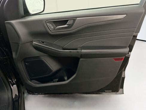 Used 2024 Ford Escape Active AWD/4WD image 33