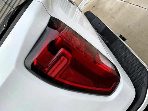 Used 2021 GMC Sierra 1500 Elevation image 26