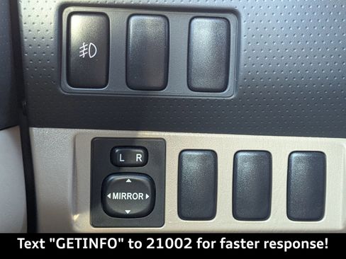 Used 2005 Toyota Tacoma PreRunner image 27