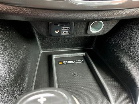 Used 2020 Chevrolet Traverse High Country w/ LPO, Floor Liner Package AWD/4WD image 17