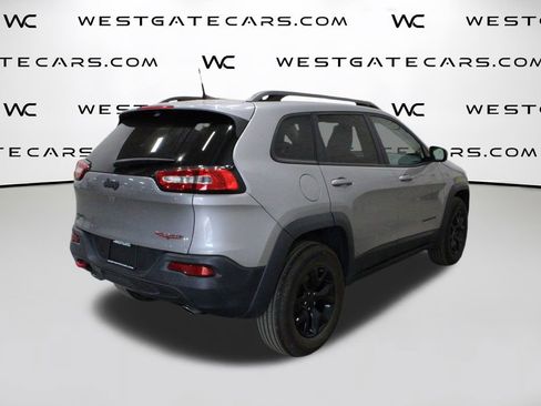 Used 2016 Jeep Cherokee Trailhawk image 43