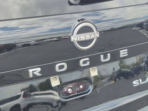 Certified 2023 Nissan Rogue SL AWD/4WD image 10