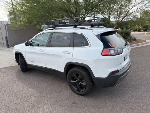 Used 2020 Jeep Cherokee Limited AWD/4WD image 6