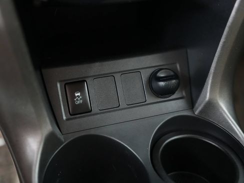 Used 2010 Toyota RAV4 4WD V6 image 20