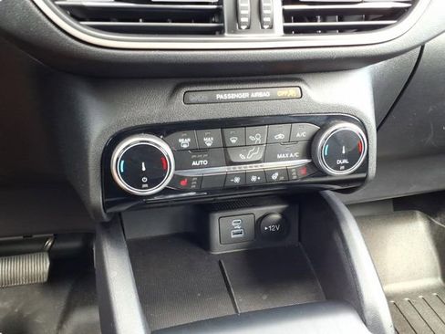 Used 2022 Ford Escape SE w/ Convenience Package image 21