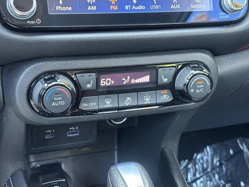 Used 2021 Nissan Kicks SR w/ SR Premium Package FWD image 20