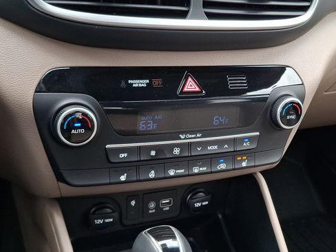 Used 2021 Hyundai Tucson Limited AWD/4WD image 15
