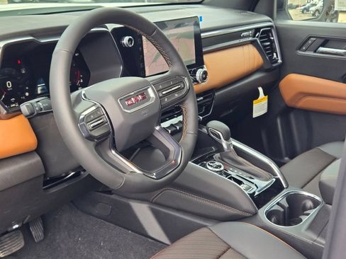 New 2026 GMC Canyon AT4 w/ Technology Plus Package AWD/4WD image 37