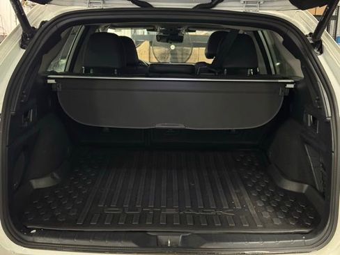 Used 2023 Subaru Outback Touring XT image 10