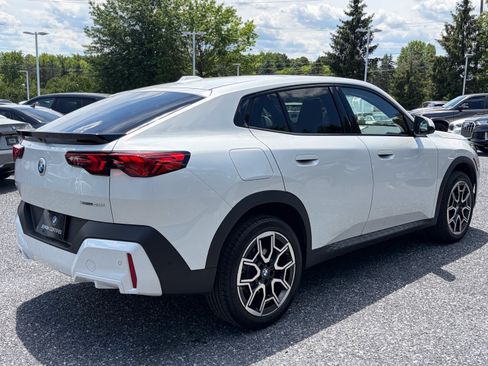Certified 2025 BMW X2 xDrive28i AWD/4WD image 6