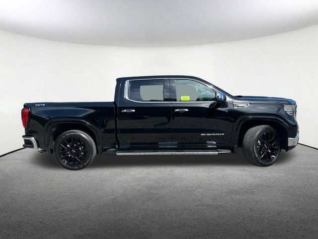 Used 2023 GMC Sierra 1500 SLT w/ SLT Premium Plus Package AWD/4WD image 15