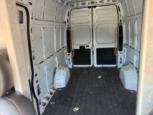 Used 2023 RAM ProMaster 3500 w/ Lane Management Group FWD image 4