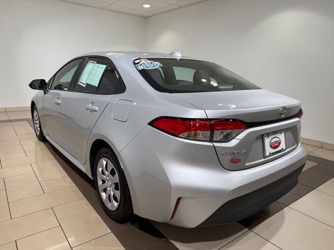 Certified 2026 Toyota Corolla LE FWD image 3