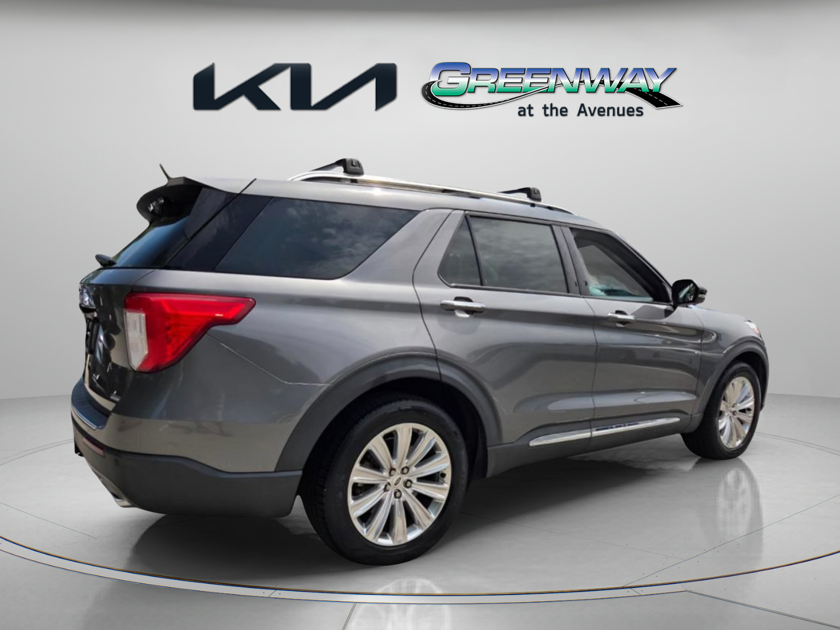Used 2021 Ford Explorer Limited w/ Hybrid Equipment Group 310A RWD image 7