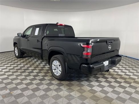 Used 2024 Nissan Frontier SV w/ Technology Package image 21