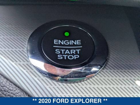 Used 2020 Ford Explorer XLT RWD image 36