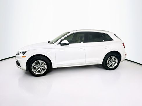 Used 2018 Audi Q5 2.0T Premium Plus w/ Premium Plus Package image 4