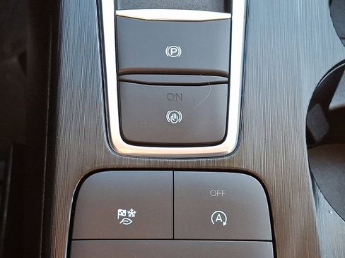 Certified 2022 Ford Escape SEL image 24