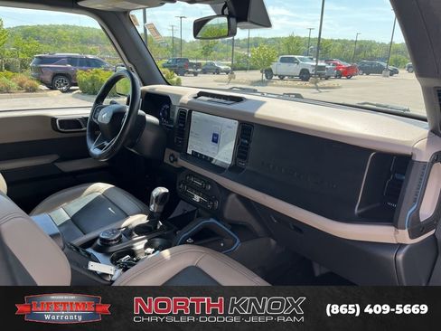 Used 2023 Ford Bronco Wildtrak AWD/4WD image 28