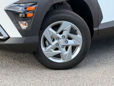 New 2026 Hyundai Kona SE image 24