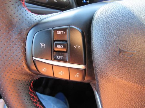 Used 2024 Ford Escape ST-Line image 21