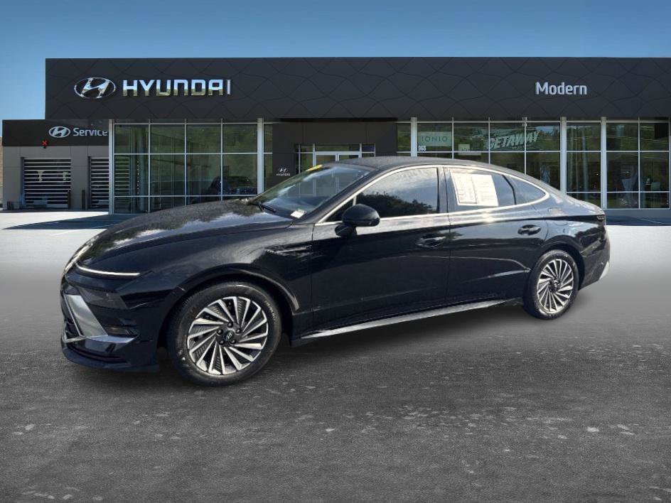 Certified 2025 Hyundai Sonata SEL FWD image 3