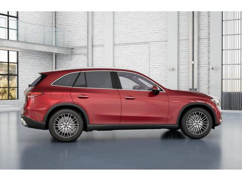 Used 2026 Mercedes-Benz GLC 300 GLC 300 image 32