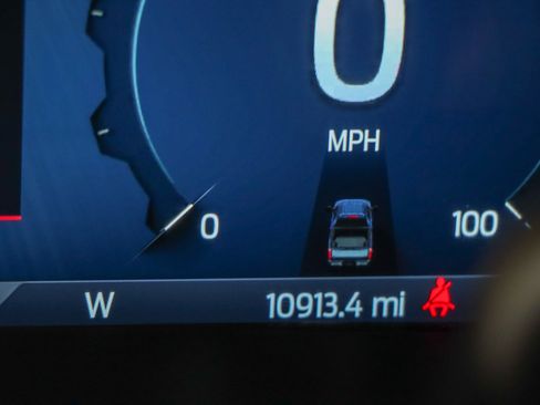 Used 2025 Ford F450 Platinum w/ FX4 Off-Road Package image 17