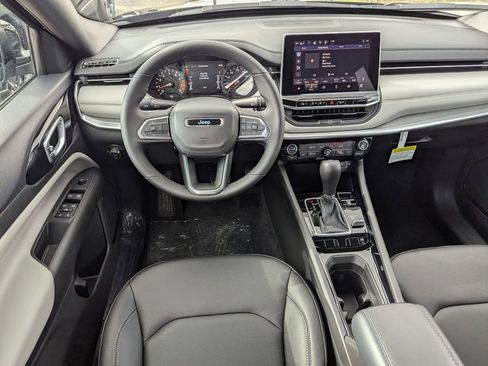 New 2026 Jeep Compass Limited image 10