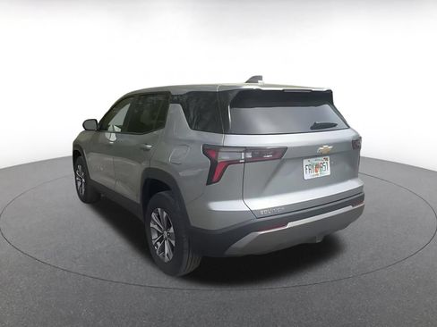 Used 2025 Chevrolet Equinox LT FWD image 9
