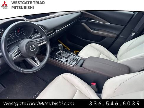 Used 2021 MAZDA CX-30 AWD 2.5 S w/ Premium Package image 6