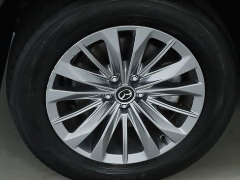 Certified 2024 MAZDA CX-90 Plug-In Hybrid w/ Preferred image 12