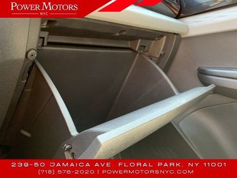 Used 2022 Volkswagen Taos S image 37