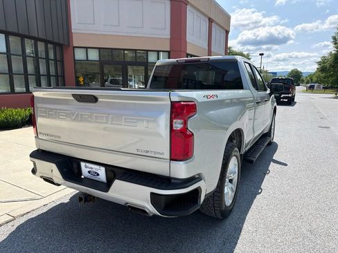 Used 2019 Chevrolet Silverado 1500 Custom w/ Custom Convenience Package AWD/4WD image 7