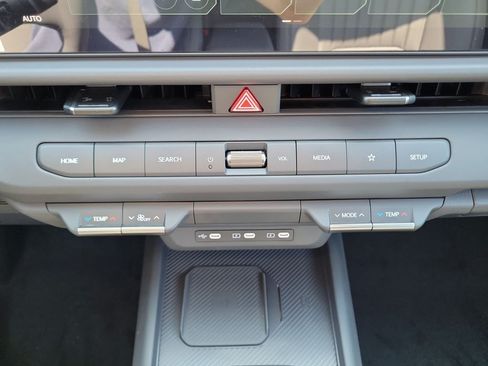 New 2027 Kia Seltos X-Line S w/ X-Line S Premium Package AWD/4WD image 33