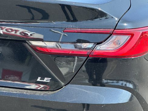 Used 2025 Toyota Camry LE image 24