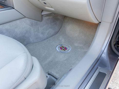 Used 2004 Cadillac XLR image 70