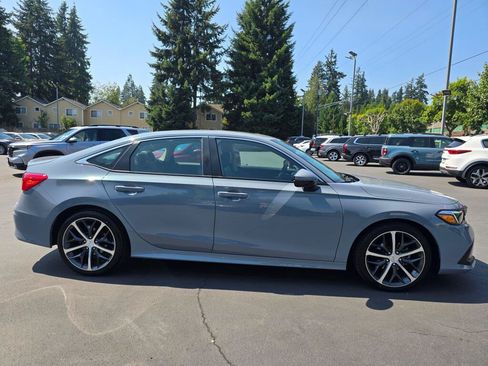 Used 2024 Honda Civic Touring image 10