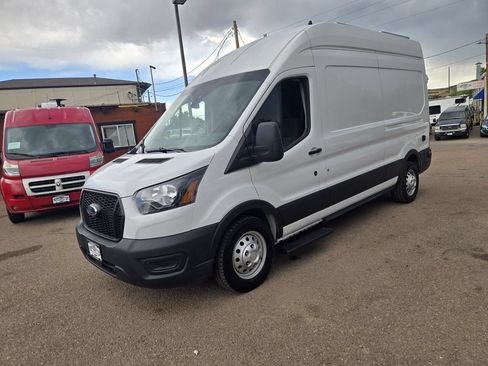 Used 2022 Ford Transit 250 148 High Roof AWD image 4