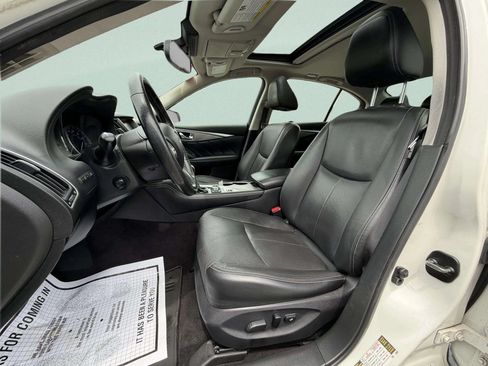 Used 2016 INFINITI Q50 Premium w/ Driver Assistance Package AWD/4WD image 10
