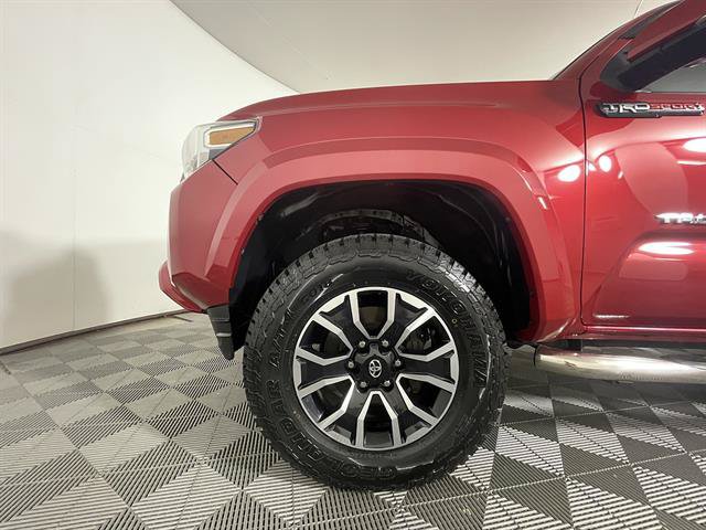 Certified 2022 Toyota Tacoma TRD Sport w/ Technology Package AWD/4WD image 23