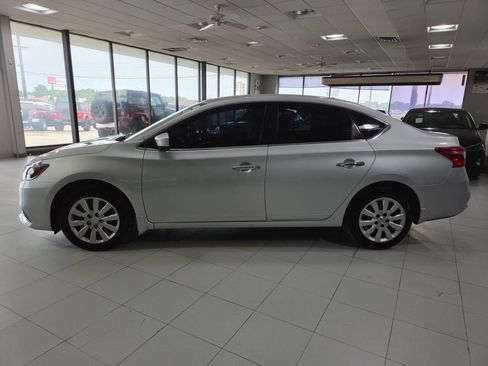 Used 2017 Nissan Sentra SV w/ Protection Package FWD image 4