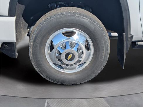 Used 2022 Chevrolet Silverado 3500 High Country image 9
