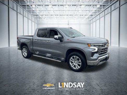 Used 2025 Chevrolet Silverado 1500 LTZ w/ LTZ Premium Package image 2