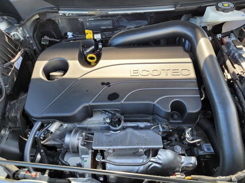Used 2025 Chevrolet Equinox LT AWD/4WD image 22